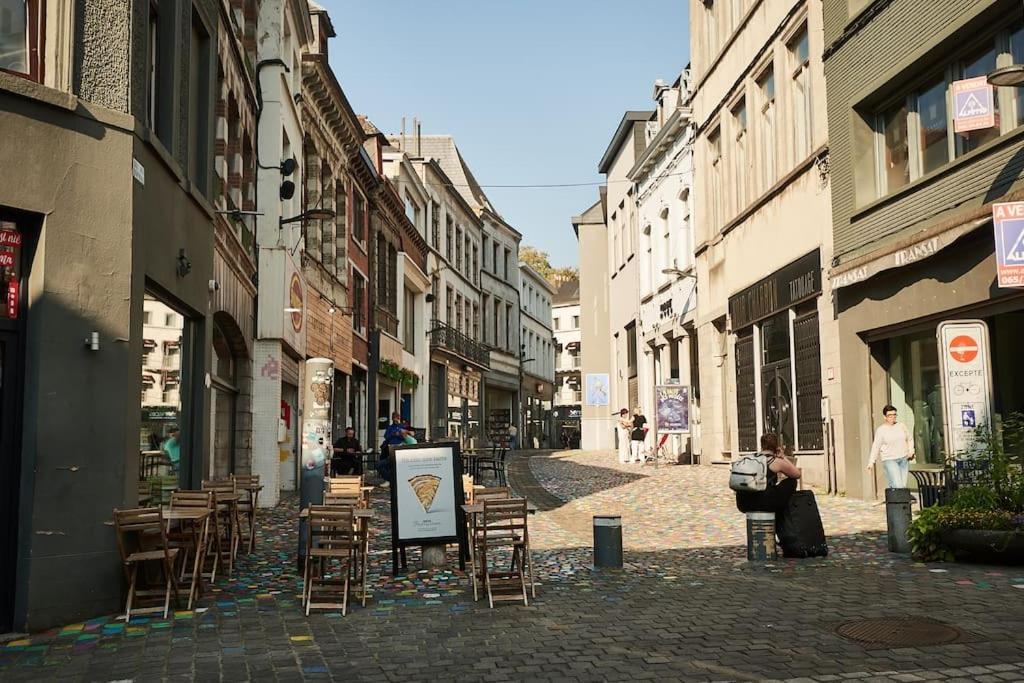 Studio-Balcon Center Of Mons Exteriör bild